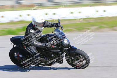 media/Jan-20-2023-Fastrack Riders (Fri) [[f2ad32aba3]]/Level 1/session 3 turn 9/